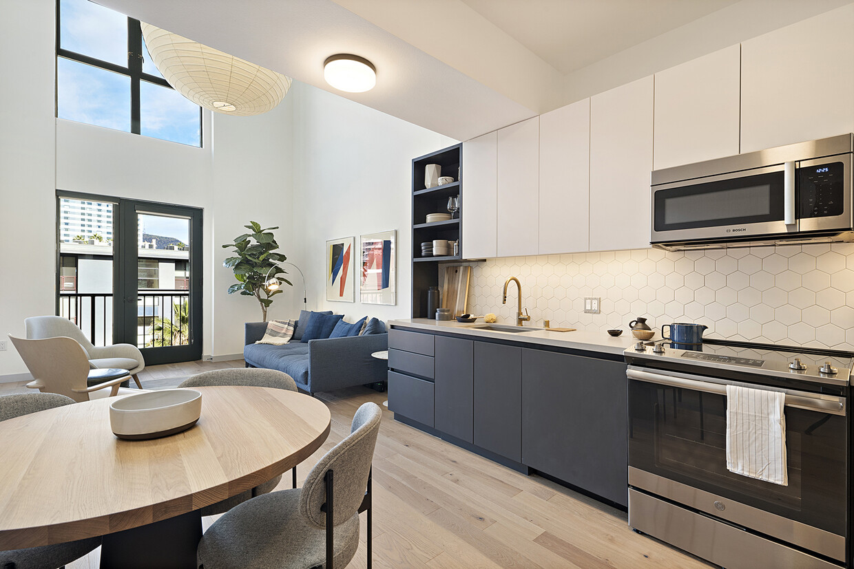 el centro apartments and bungalows hollywood ca building photo